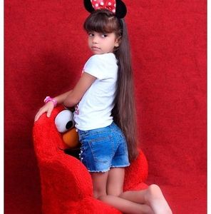 Meet your Posher, Raysa